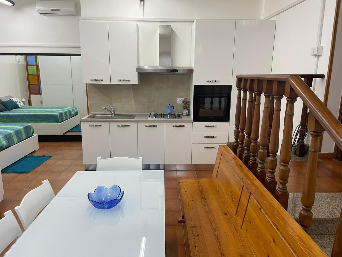 Appartamento In Villa Con Giardino Vicino Al Mare Bella Farnia エクステリア 写真