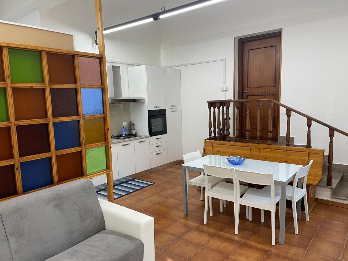Appartamento In Villa Con Giardino Vicino Al Mare Bella Farnia エクステリア 写真